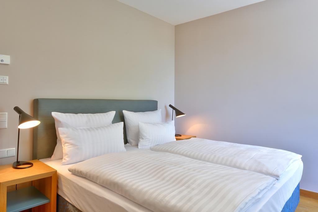 Vogelsburg Hotel Escherndorf Kamer foto
