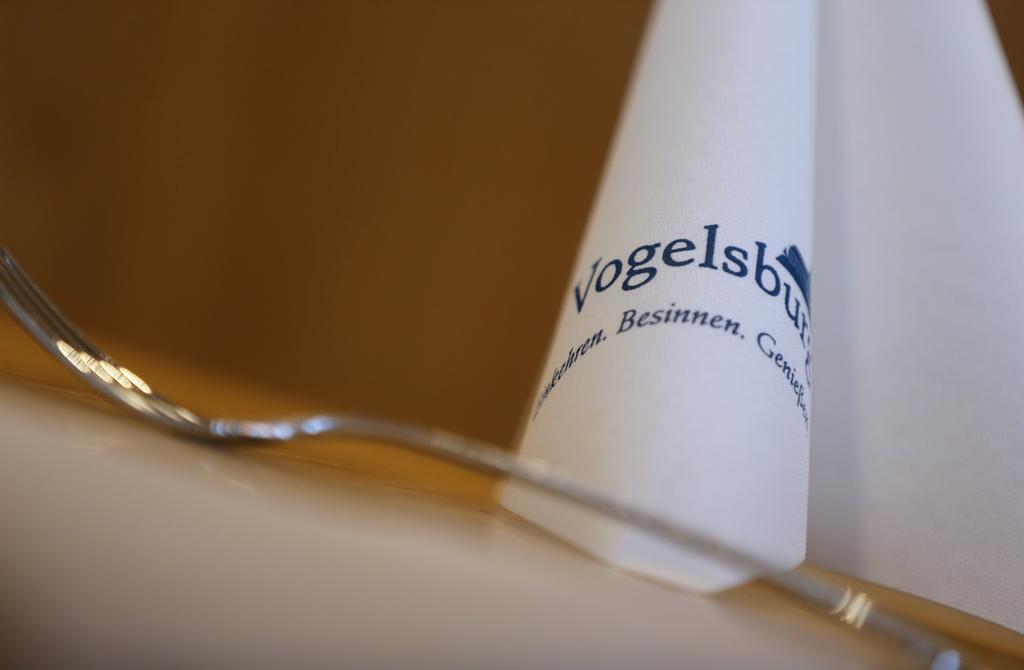 Vogelsburg Hotel Escherndorf Buitenkant foto